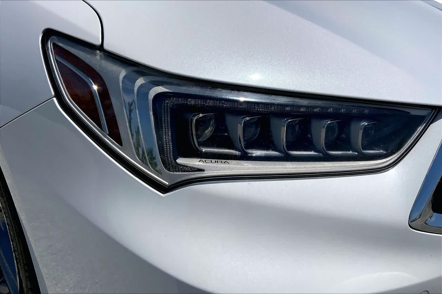 Used 2020 Platinum White Pearl Acura w/Technology Pkg image 27