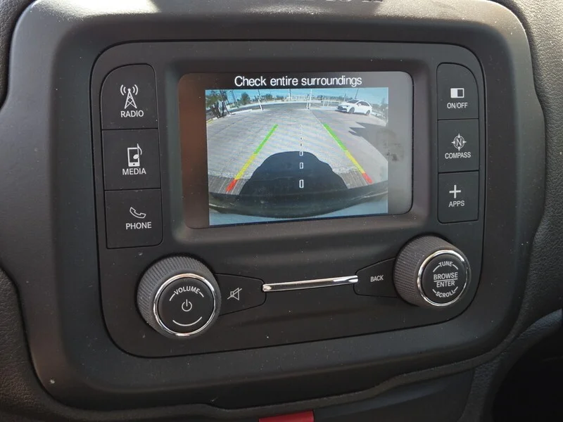 Used 2016 Black Jeep Latitude image 18