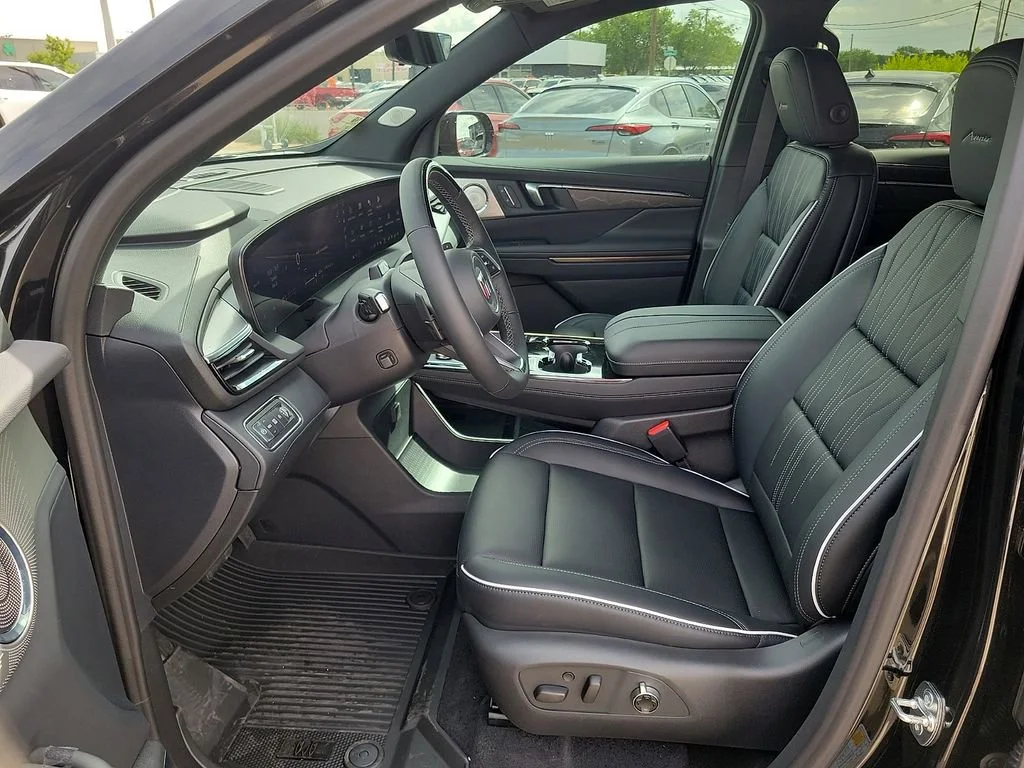2026 Buick Enclave Avenir - Photo 19
