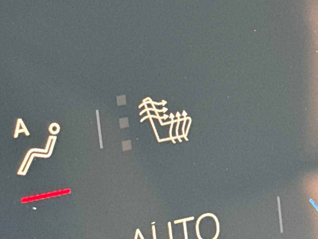 2026 GMC Acadia Elevation - Photo 17
