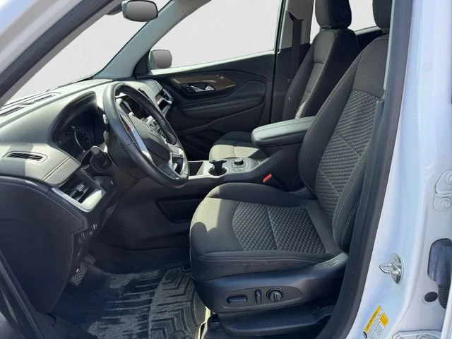 Used 2019 Summit White GMC SLE image 6