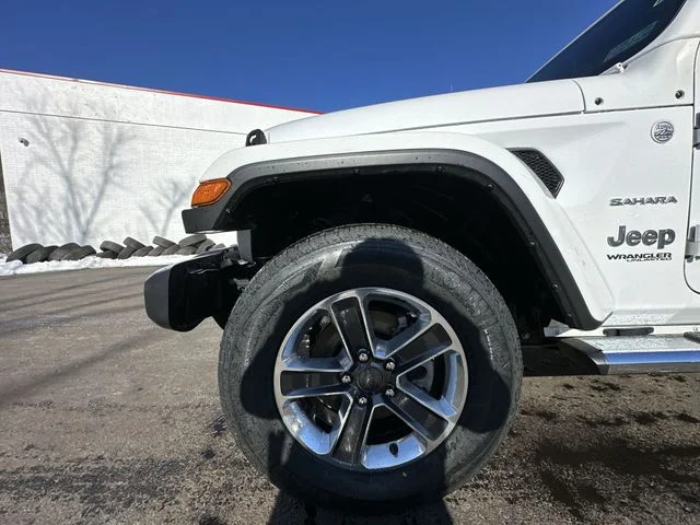 Used 2021 White Jeep Unlimited Sahara image 20