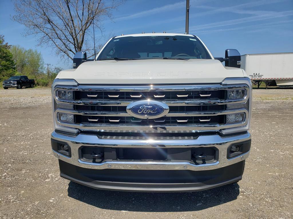 New 2026 Star White Metallic Tri-Coat Ford F-350® King Ranch® image 9