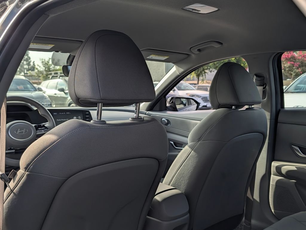 2026 Hyundai Elantra SEL Sport - Photo 12