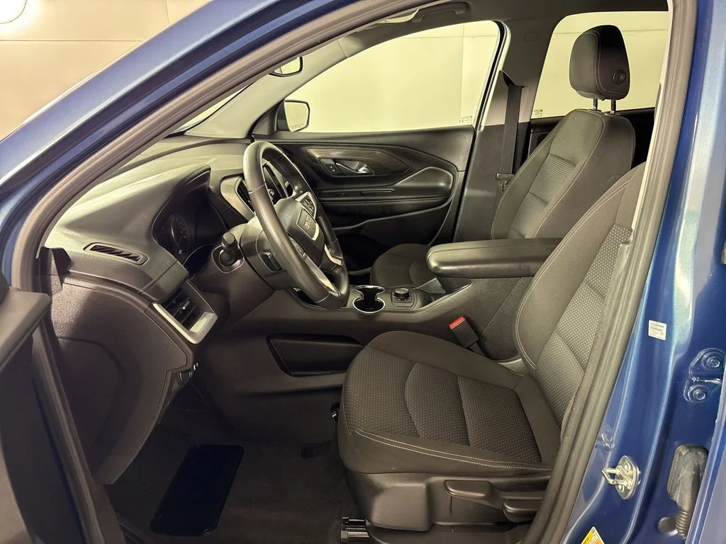 Used 2024 Blue GMC SLE image 23