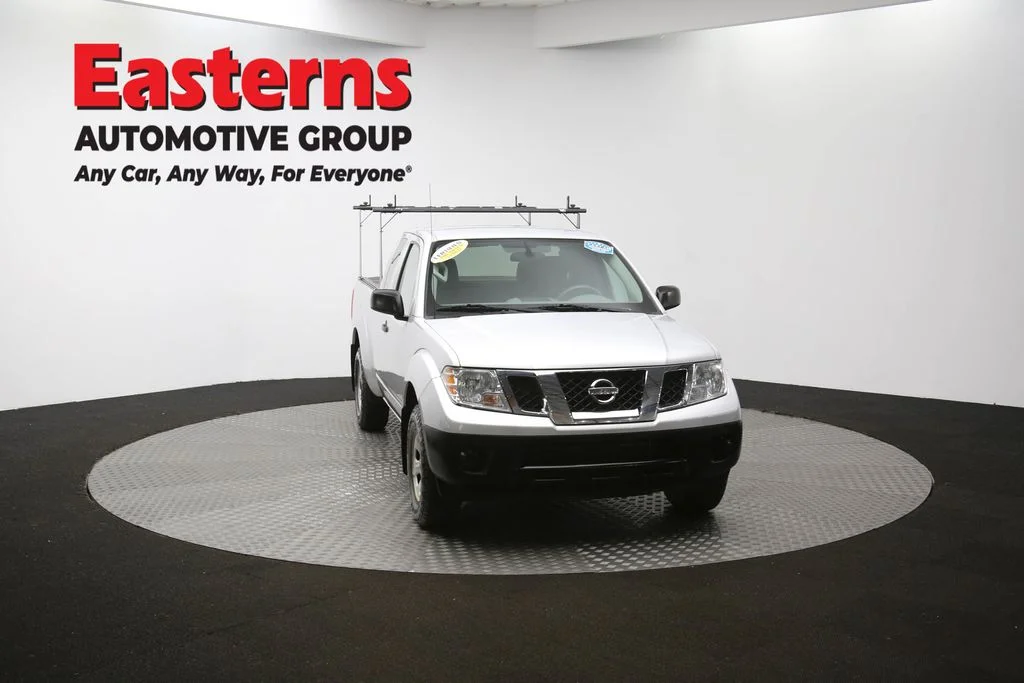 Used 2019 Silver Nissan S image 50