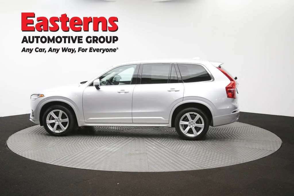 Used 2022 Gray Volvo T5 Momentum image 62