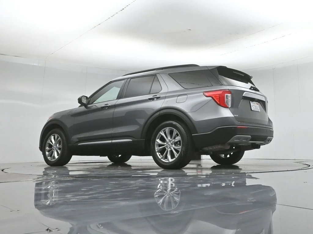 Certified Used 2023 Gray Ford XLT image 56