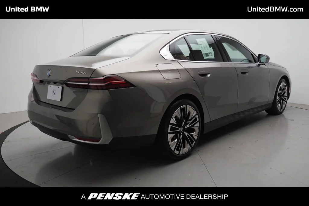 Certified Used 2026 Gray Metallic BMW 530i image 3