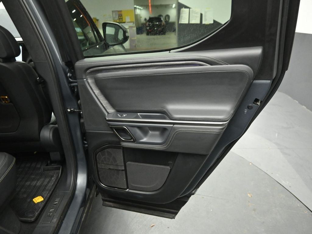 2022 RIVIAN R1T - Image 21