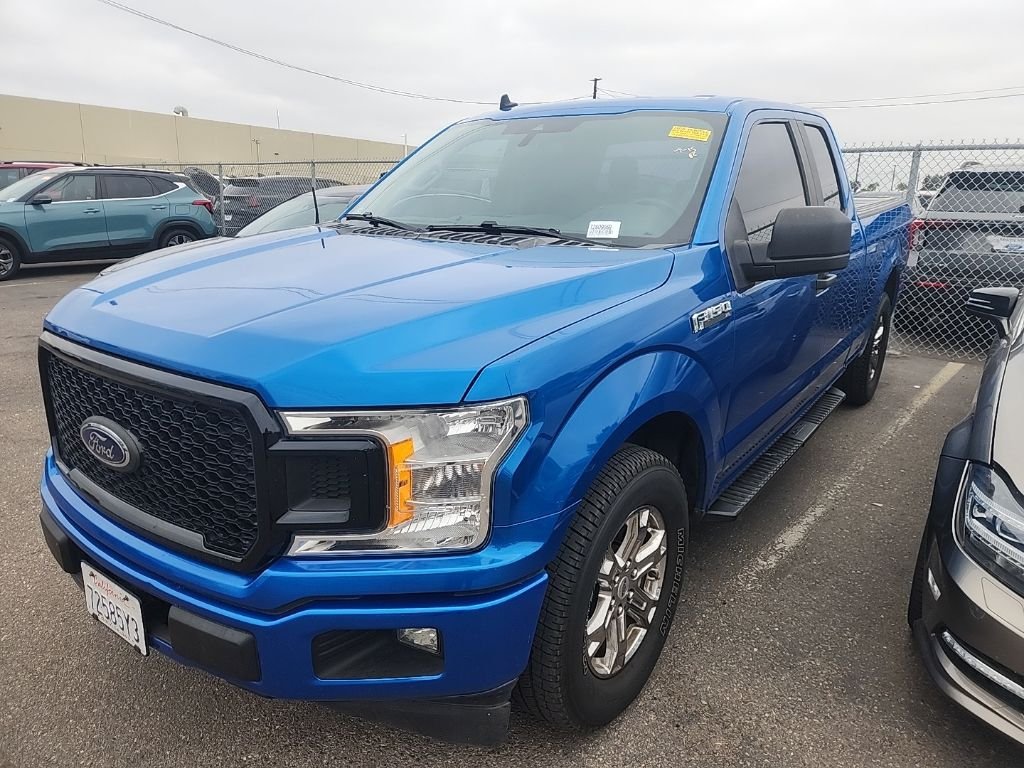 Used 2020 Blue Ford XL image 4