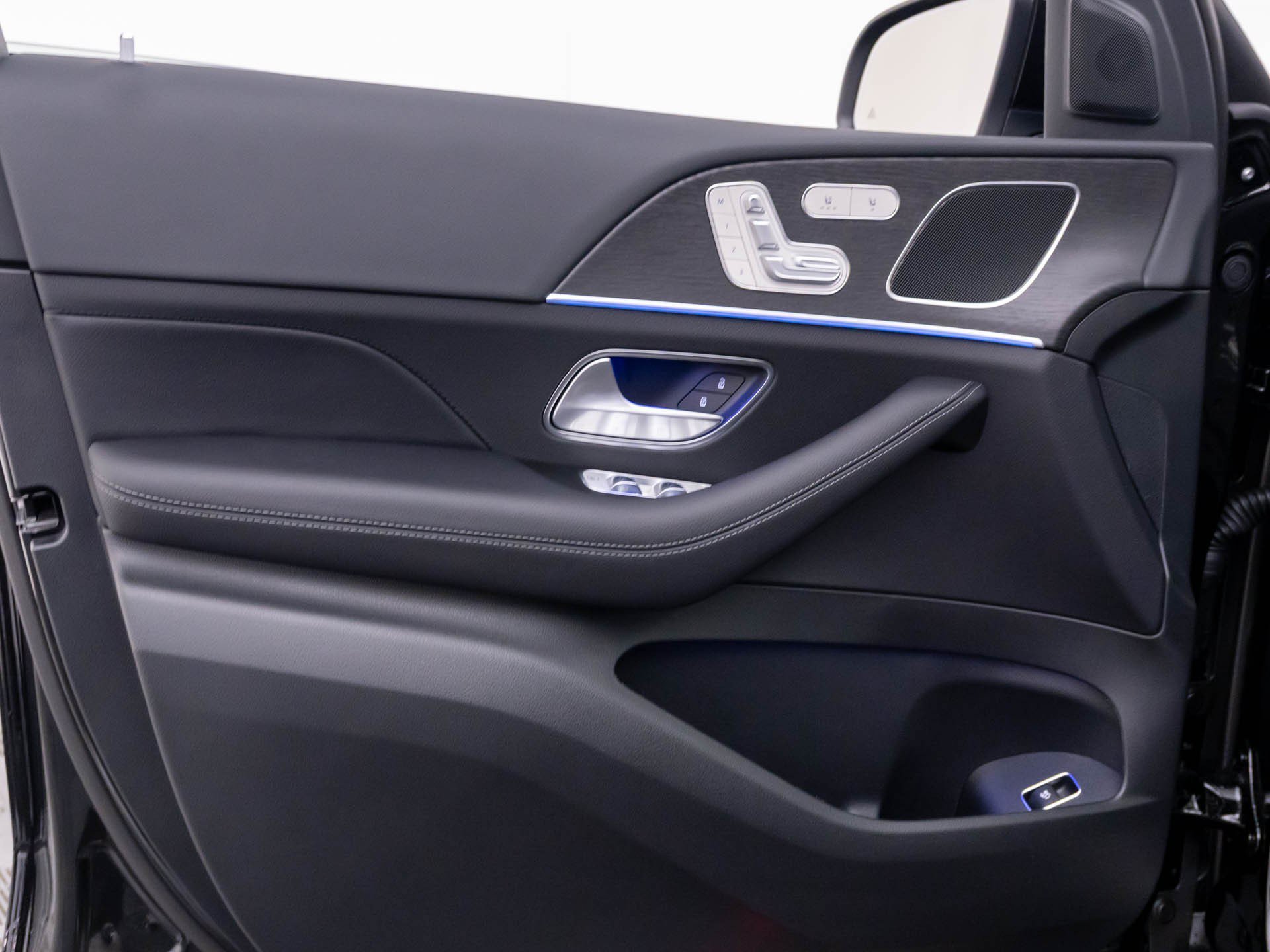 New 2026 Black Mercedes-Benz GLE 450 image 57
