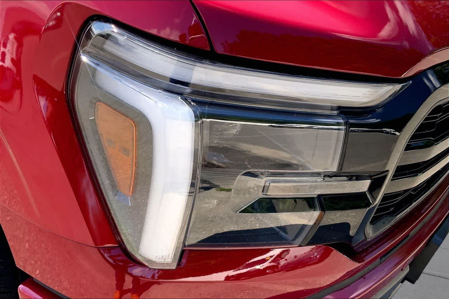New 2026 Ruby Red Metallic Tinted Clearcoat Ford Lariat® image 16