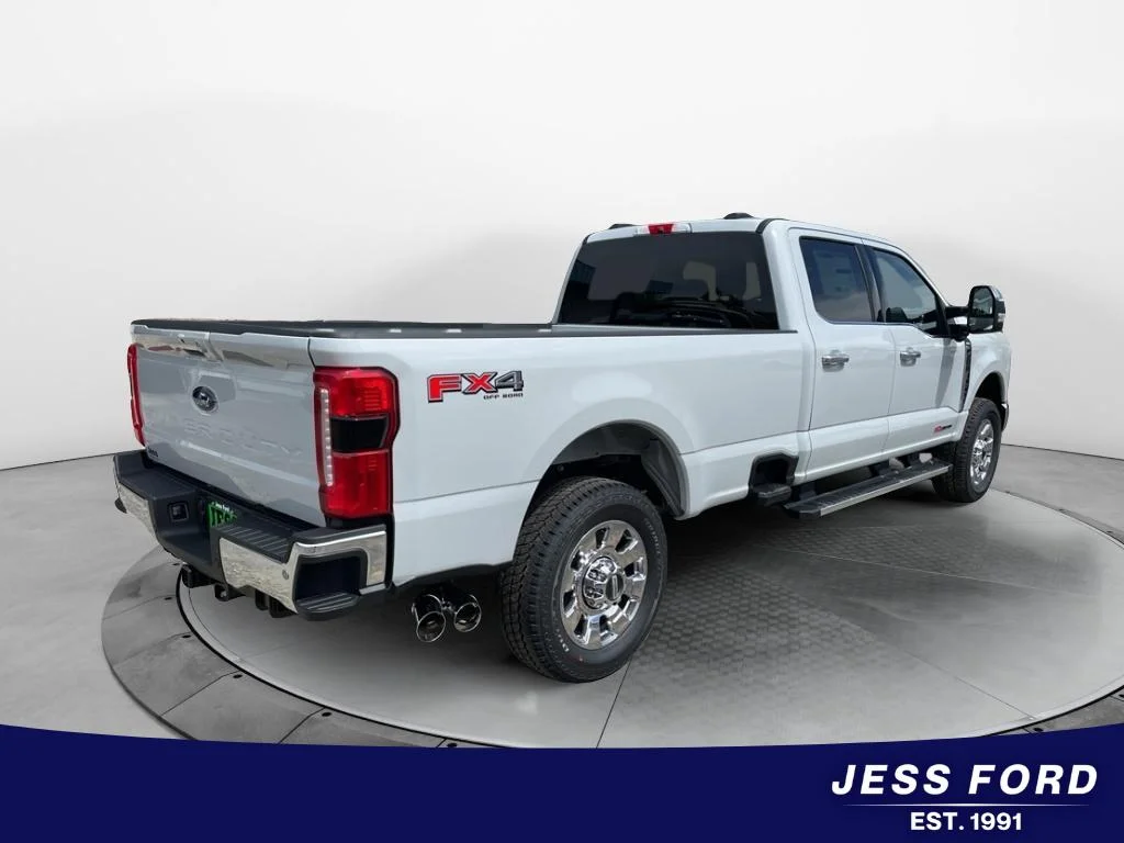 2026 Ford F-350 Super Duty Lariat - Photo 6
