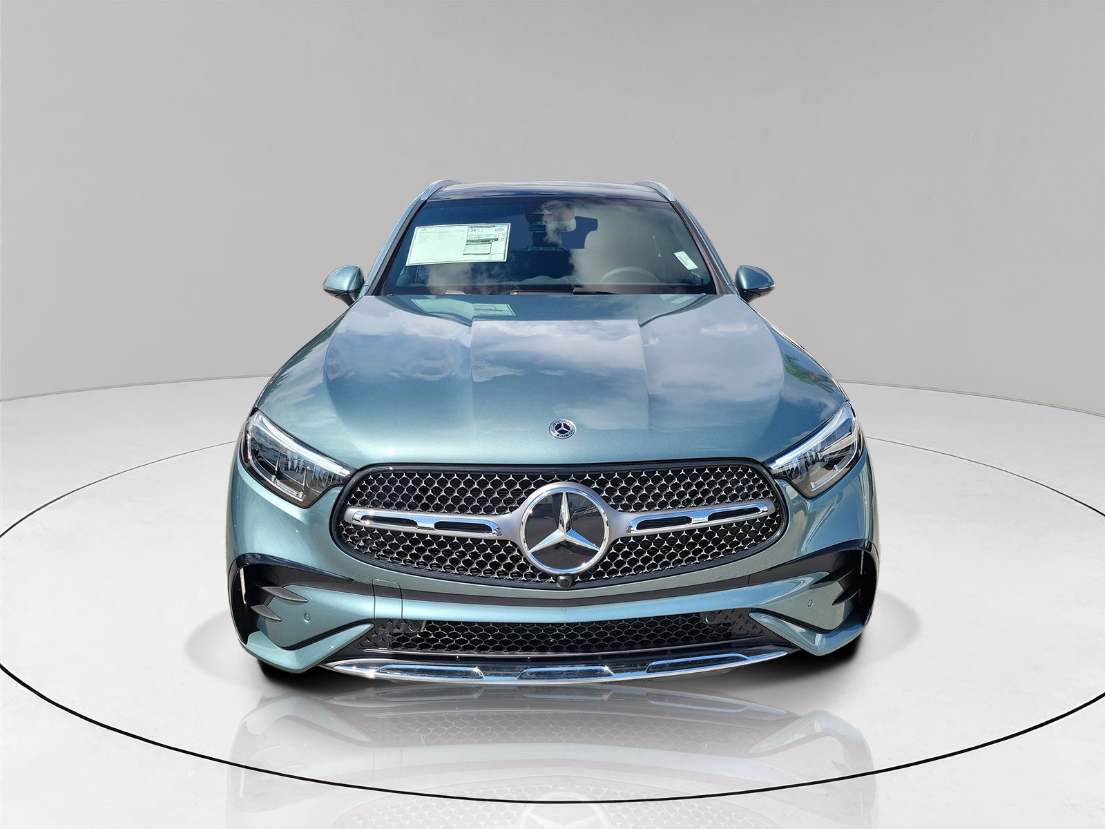 New 2026 Verde Silver Metallic Mercedes-Benz GLC 300 image 30