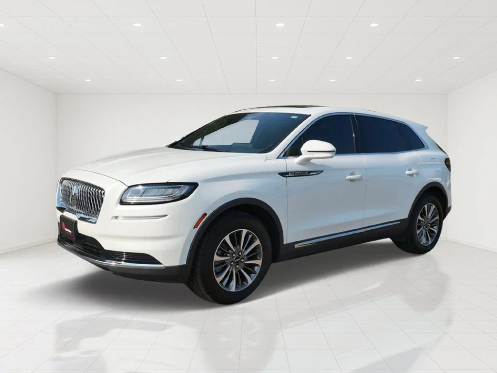 Used 2023 Lincoln Nautilus Reserve with VIN 2LMPJ8KP3PBL28199 for sale in White Bear Lake, Minnesota