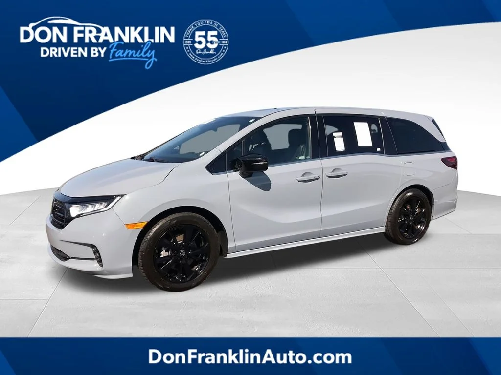 2024 Honda Odyssey SPORT's photo
