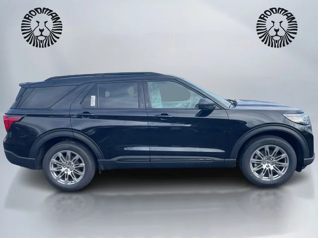 New 2026 Agate Black Metallic Ford Active image 5