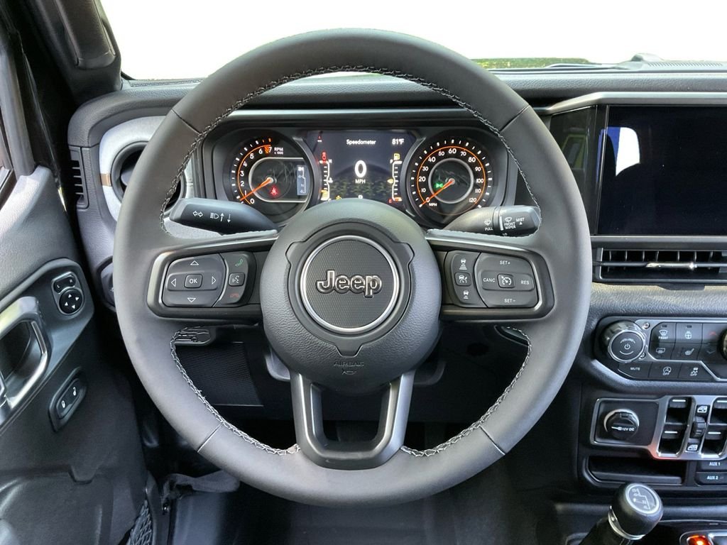 New 2025 Black Clear-Coat Exterior Paint Jeep Sport S image 17