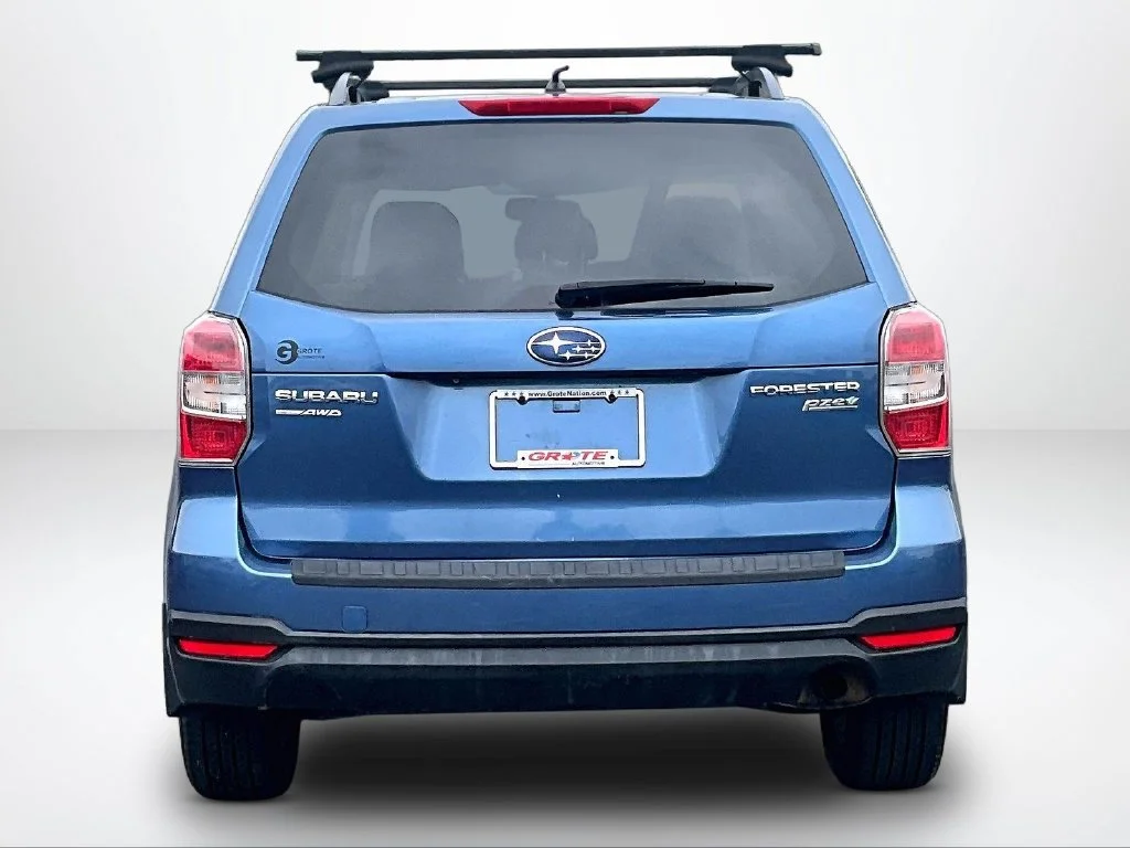 Used 2015 Blue Subaru 2.5i Premium image 4