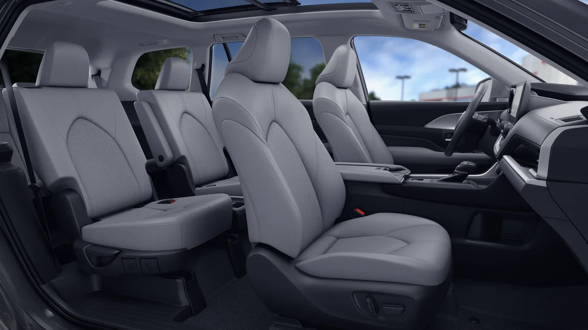 New 2026 Wind Chill Pearl Toyota XLE image 20