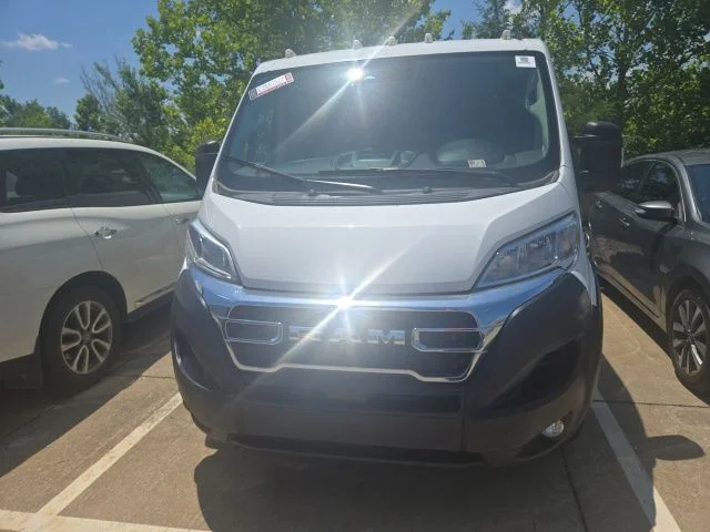 Used 2025 White Ram Base image 6