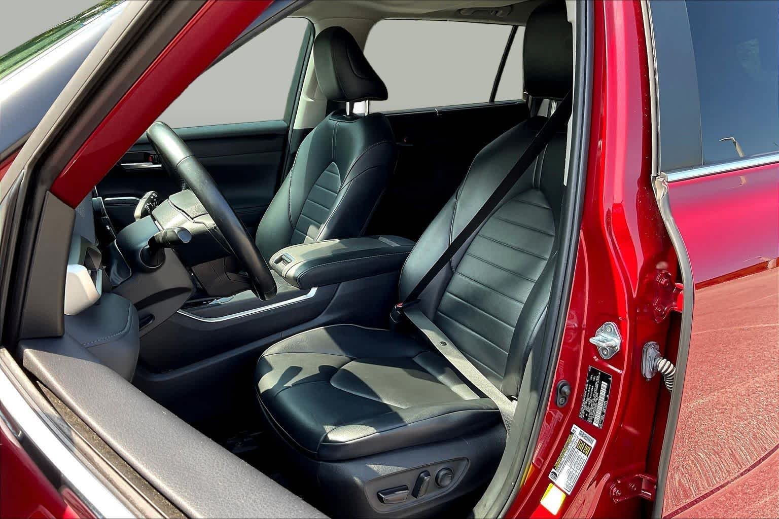Used 2023 Ruby Flare Pearl Toyota XLE image 8