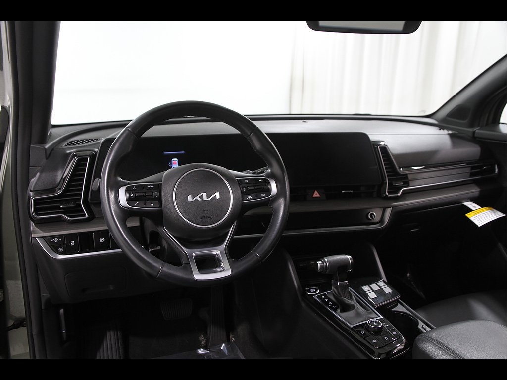 Used 2024 Jungle Green Kia X-Line image 6