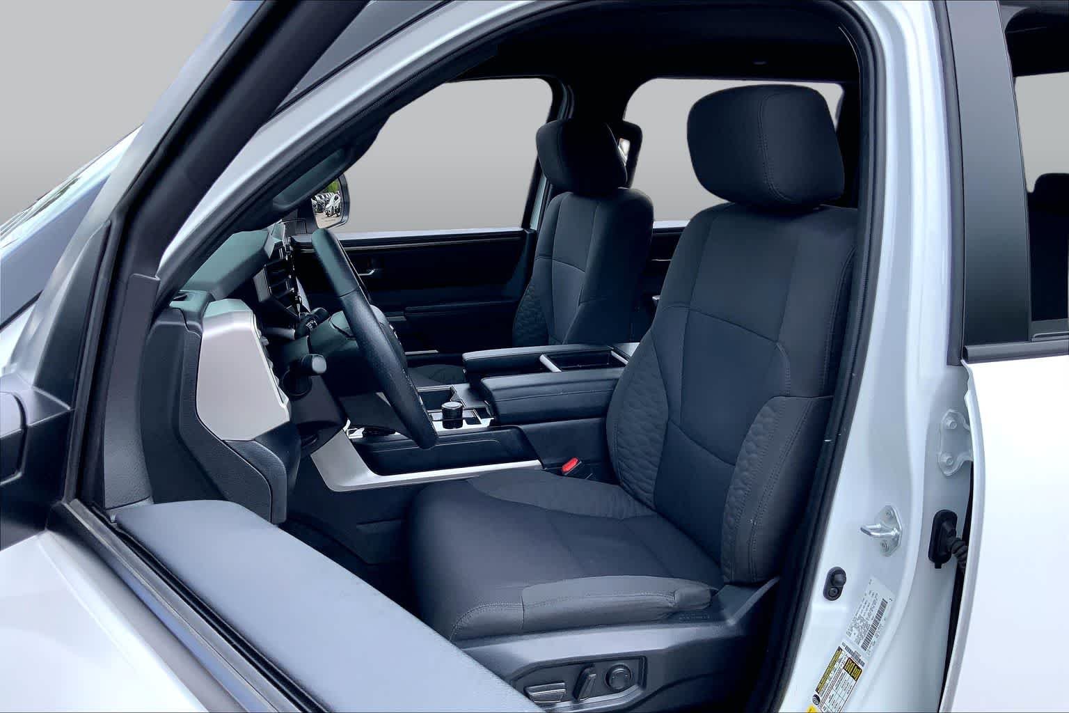 Used 2025 Ice Cap Toyota SR5 image 8
