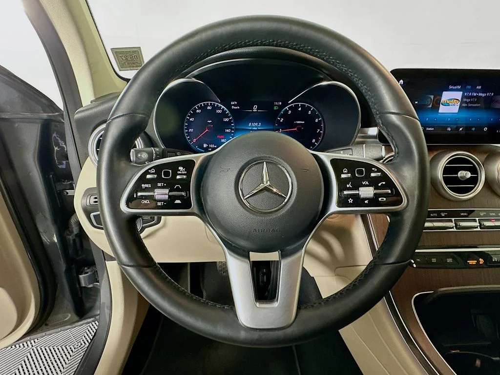 Used 2022 Gray Mercedes-Benz GLC 300 image 9