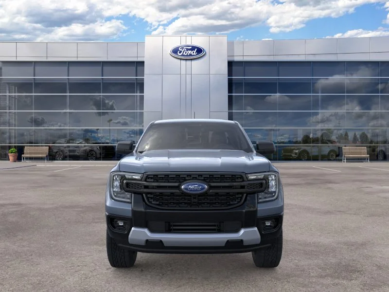 New 2025 Azure Gray Metallic Tri-coat Ford XLT image 28