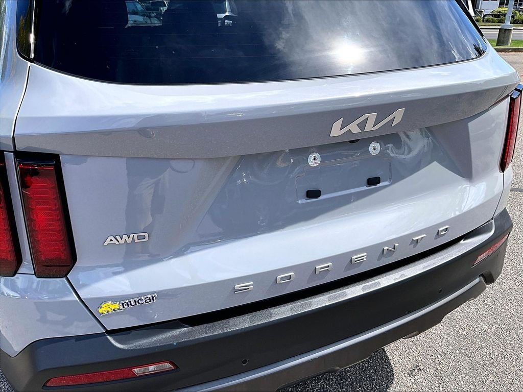 Used 2022 Gray Kia S image 29