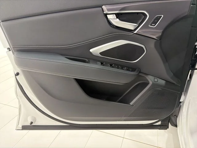 2025 Acura RDX Base - Photo 10
