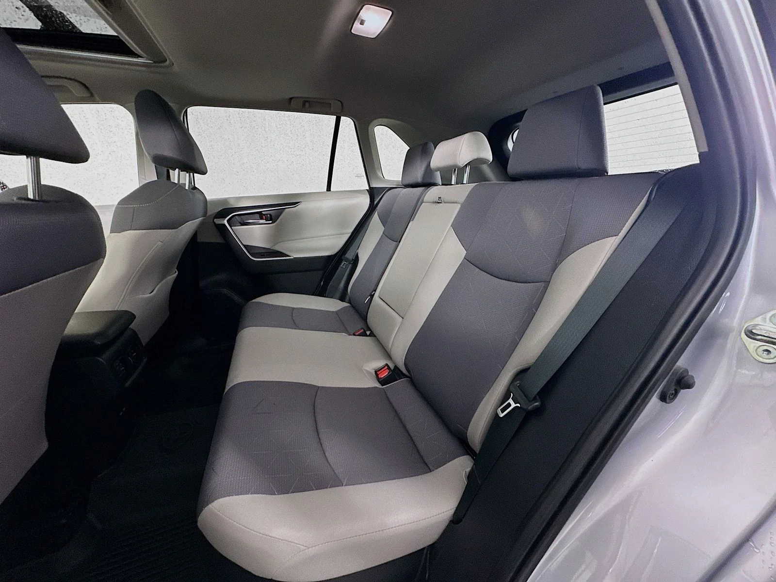 Used 2023 Silver Toyota XLE image 25