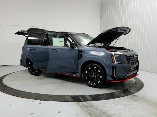 Used 2026 Gray Nissan NISMO image 9