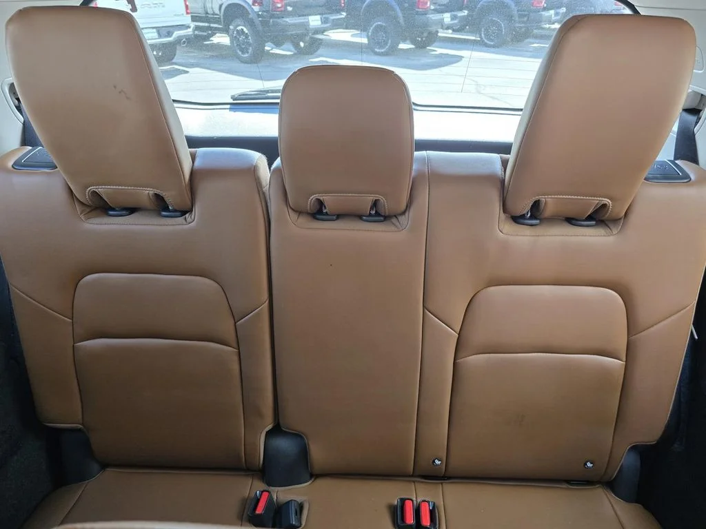 Used 2023 Gun Metallic Nissan Platinum image 13