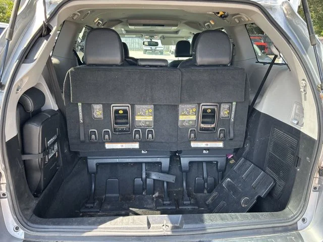 Used 2017 Silver Toyota SE Premium image 11