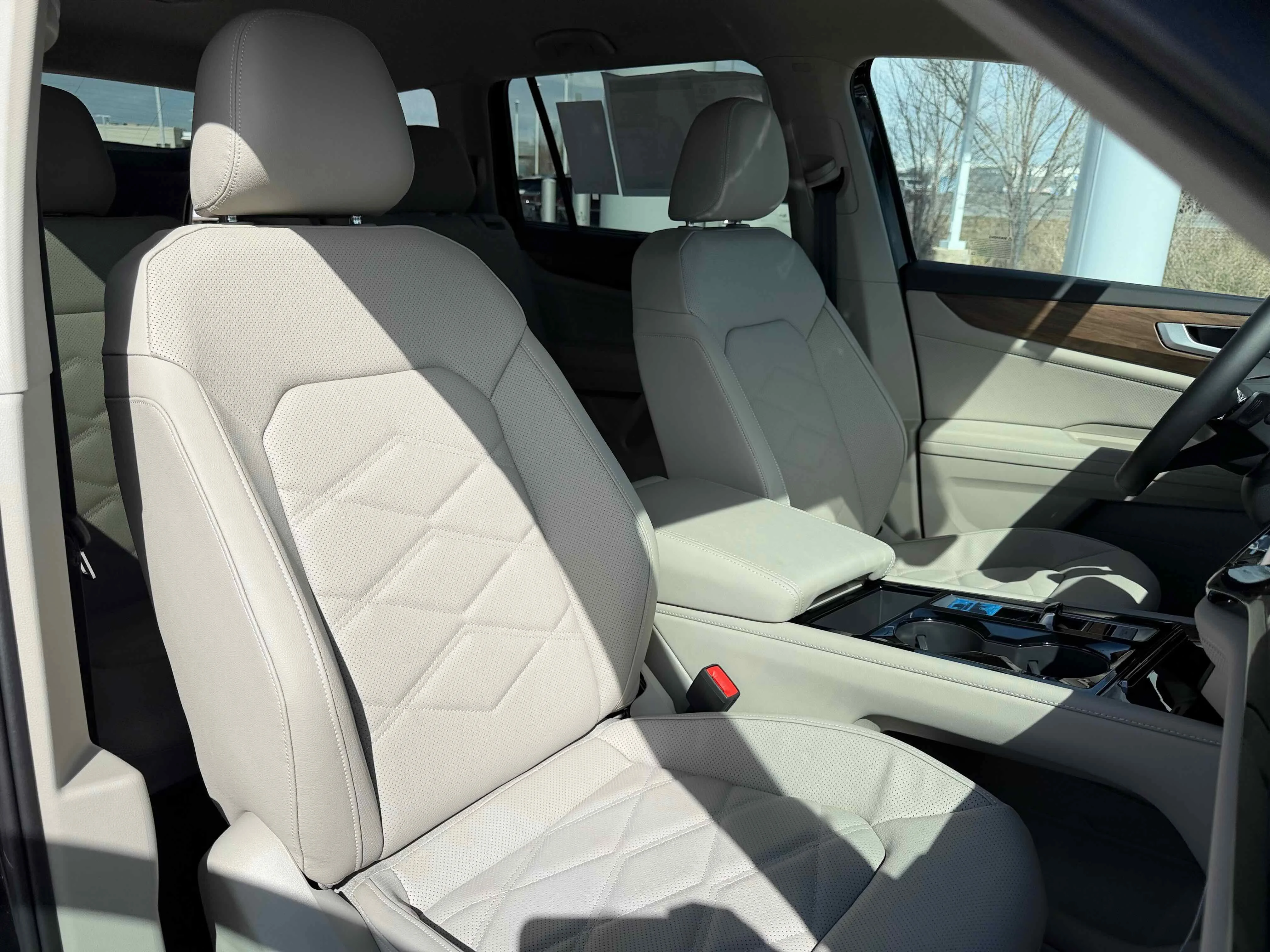 New 2026 Deep Black Volkswagen 2.0T SE w/Technology image 34
