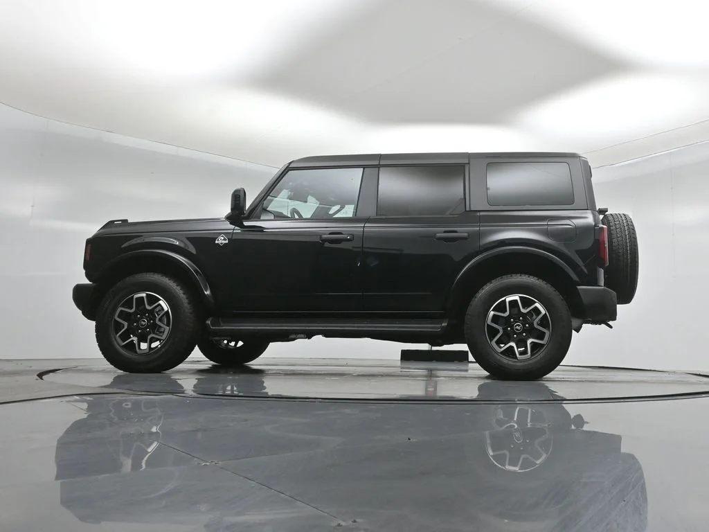 New 2026 Shadow Black Ford Outer Banks image 54