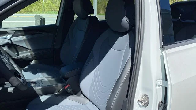 New 2026 White/off-white Volkswagen 2.0T SE R-Line Black image 13
