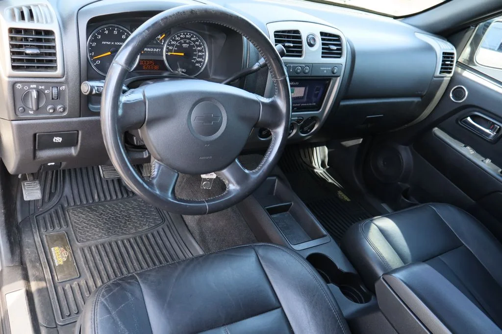 Used 2011 Gray Chevrolet 2LT image 12