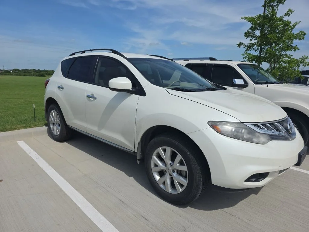 Used 2014 Nissan Murano SV with VIN JN8AZ1MU4EW416137 for sale in Granbury, TX