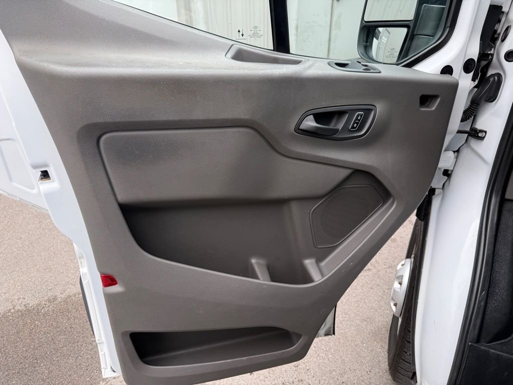 Used 2023 Oxford White Ford Base image 10