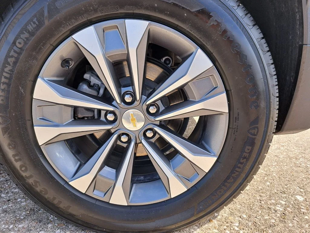 2025 Chevrolet Equinox LT - Photo 25