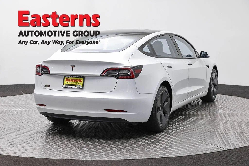 Used 2023 White Tesla Base image 5