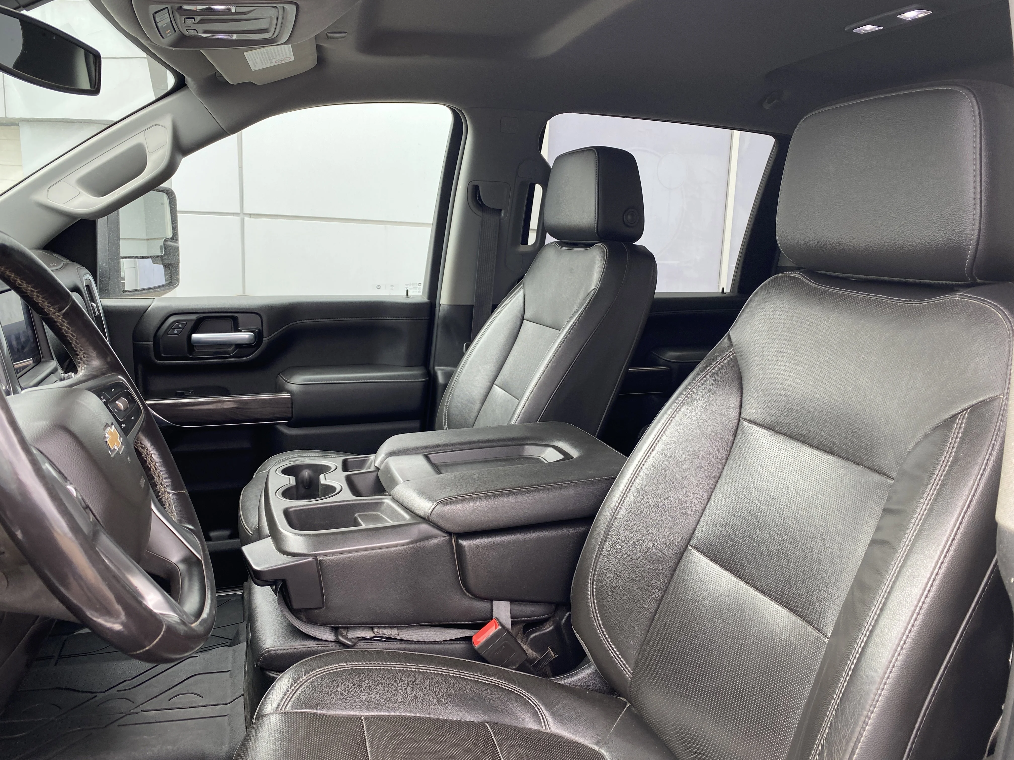 Certified Used 2020 Summit White Chevrolet LTZ Crew Cab  * DUALLY * LEATHER INTERIOR * TOW PACKAGE * image 8
