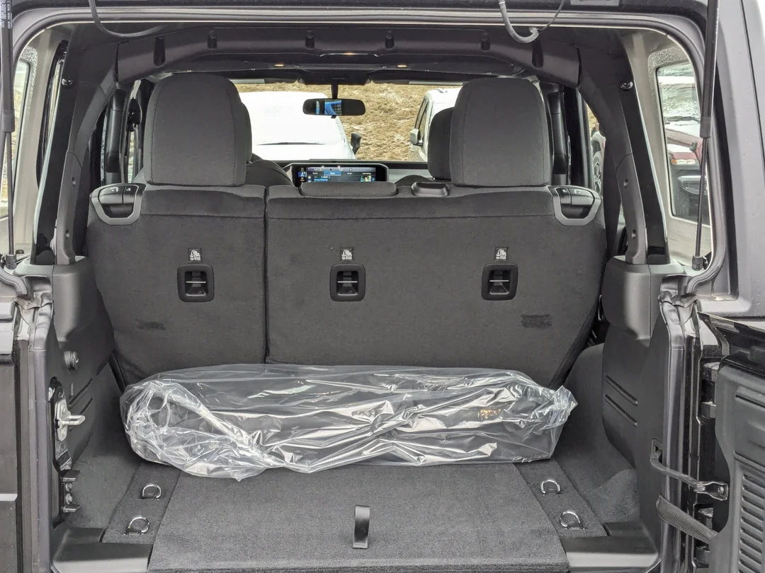 New 2026 Black Jeep Sport - - 4x4 - 2.0L Turbo Engine - 12.3 Uconnect 5 Display - 3-Piece Hard Top & More! image 25