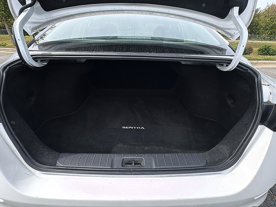 Used 2025 Fresh Powder Nissan SV image 37