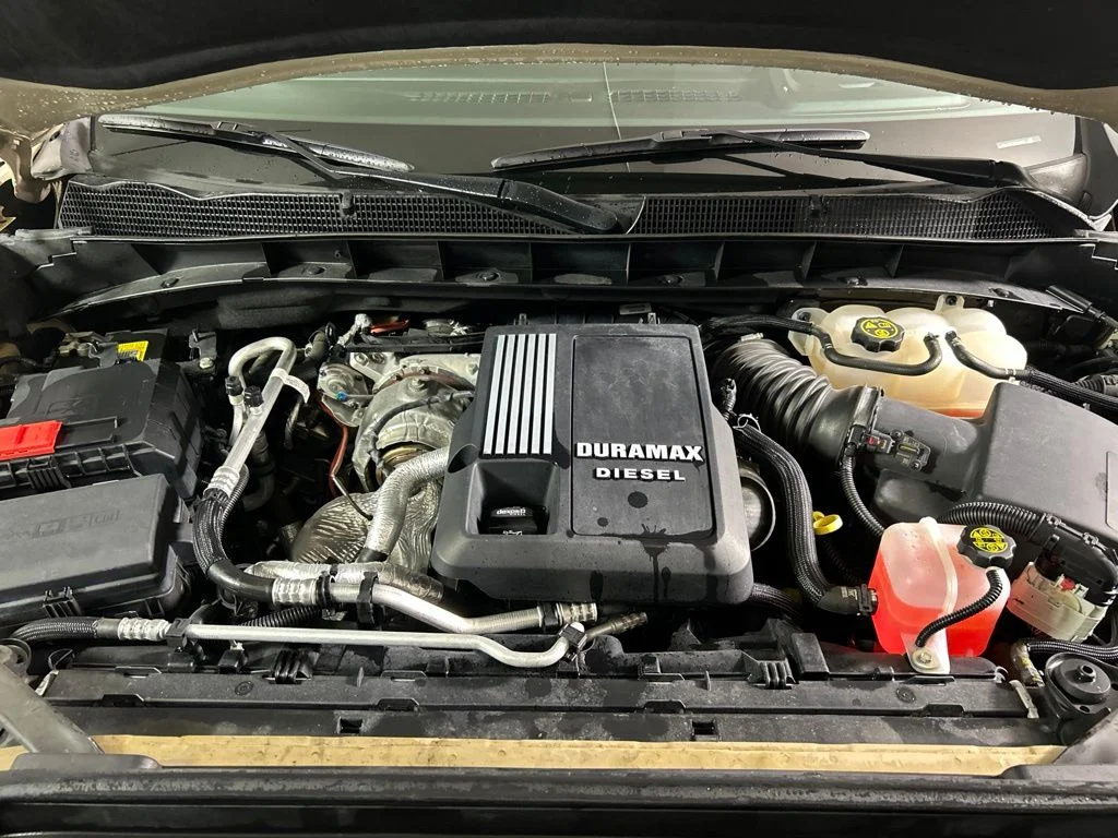 Used 2023 Beige GMC Elevation image 13