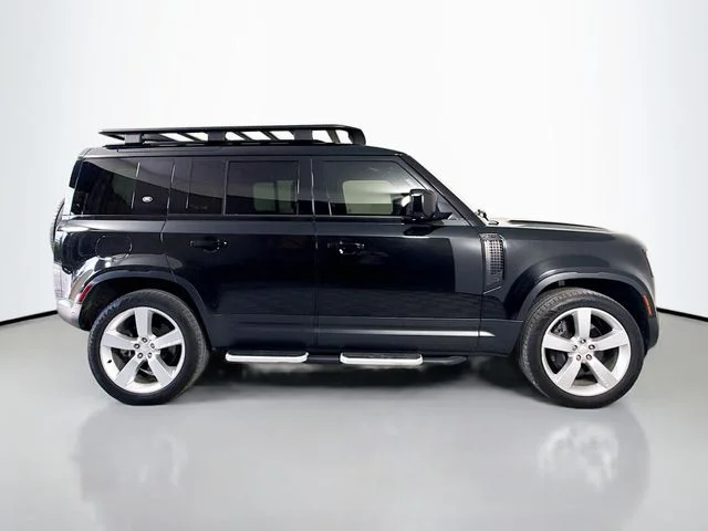 Certified Used 2023 Black Land Rover SE image 4